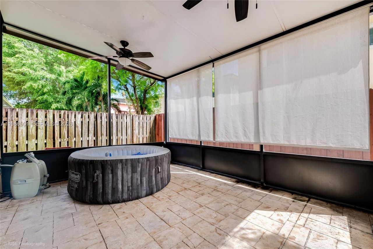 347 NE 34th Ter, Homestead, FL 33033 Photo