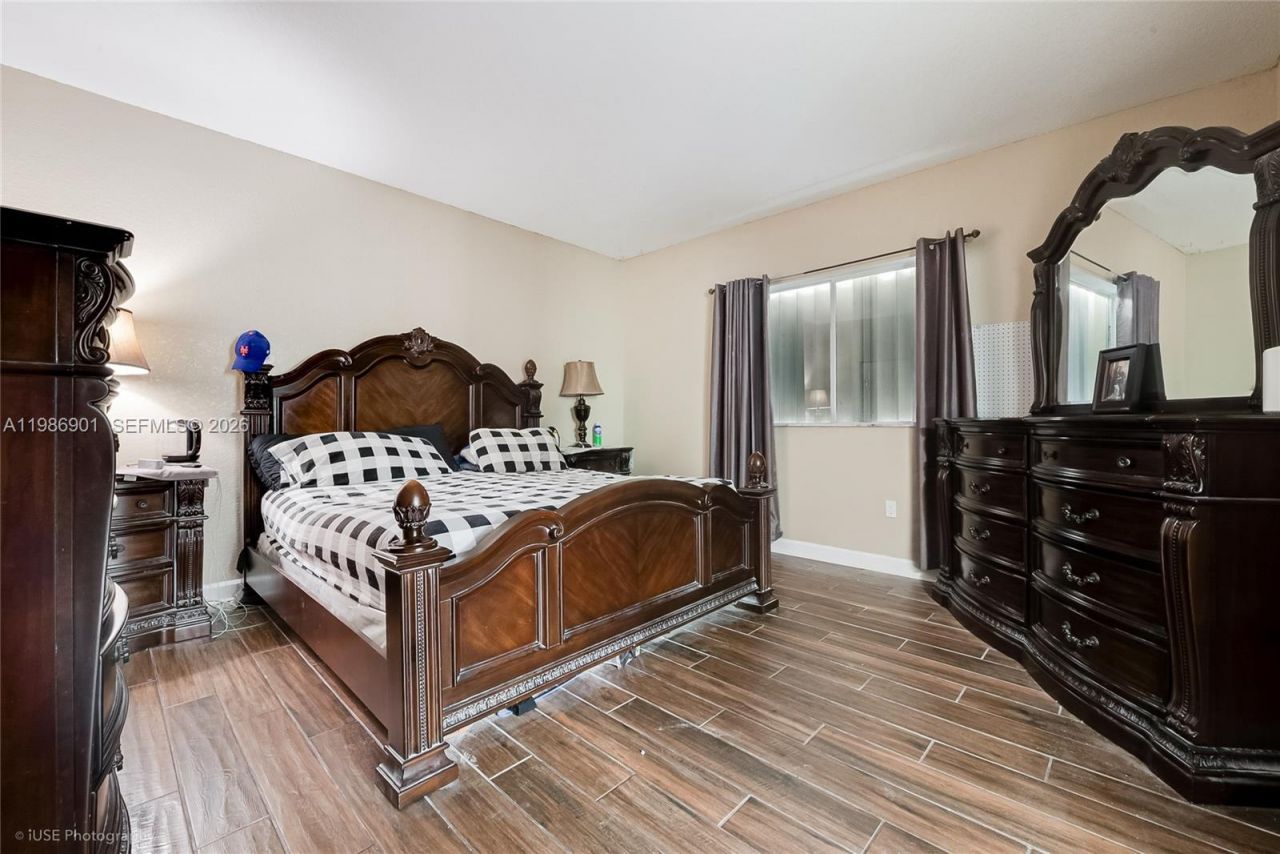 347 NE 34th Ter, Homestead, FL 33033 Photo