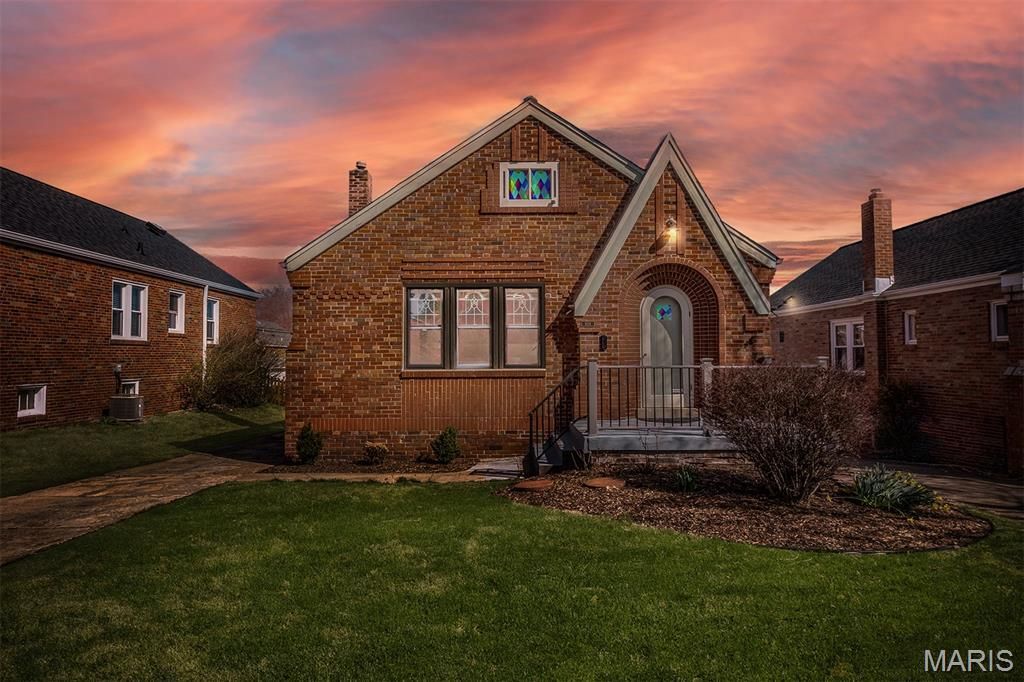 9018 Kathleen Avenue, Wilbur Park, MO 63123 Main Photo