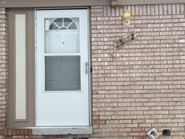 35122 TERRYBROOK Drive, Sterling Heights, MI 48312