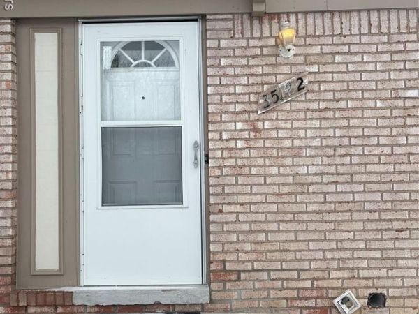 35122 TERRYBROOK Drive, Sterling Heights, MI 48312