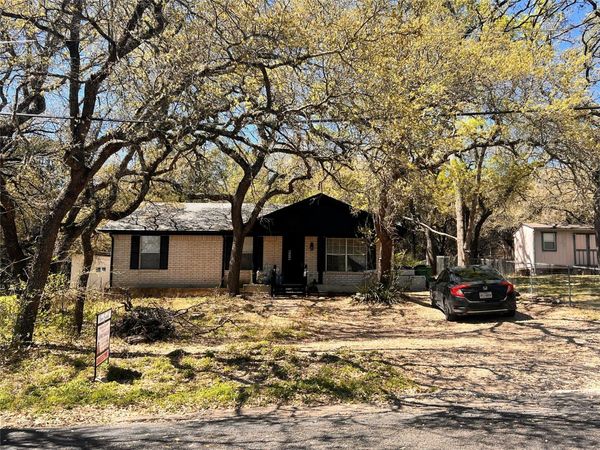 10806 West Lakeview DR , Jonestown, TX 78645