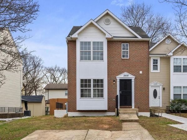 3209 W GLENREED CT , GLENARDEN, MD 20706