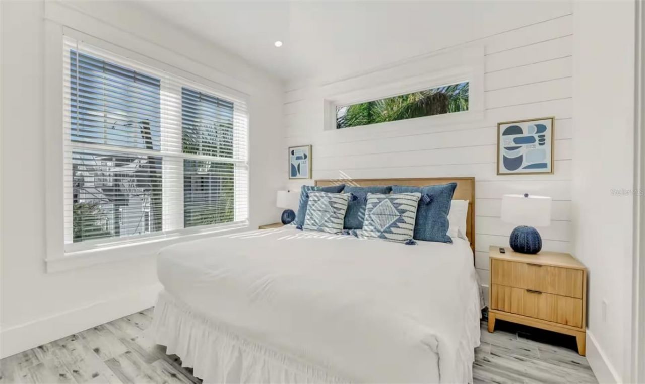 2210 Avenue A, Bradenton Beach, FL 34217 Photo