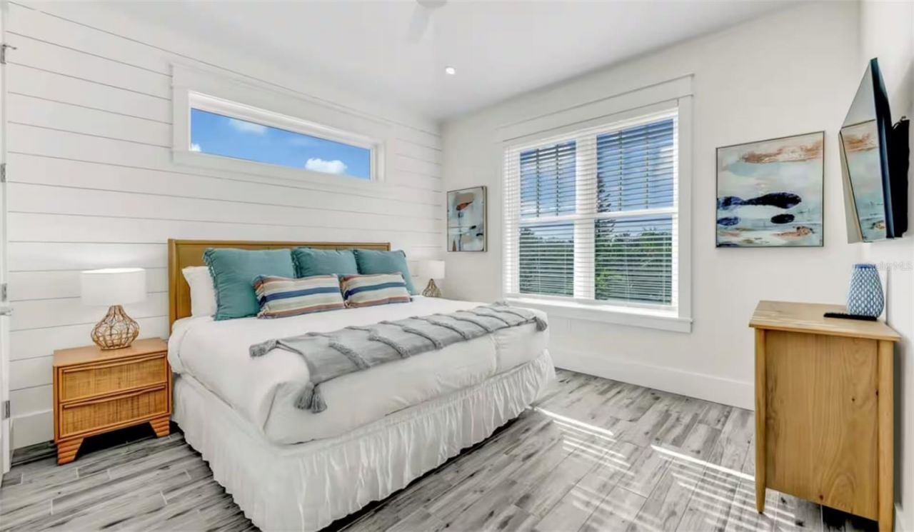 2210 Avenue A, Bradenton Beach, FL 34217 Photo