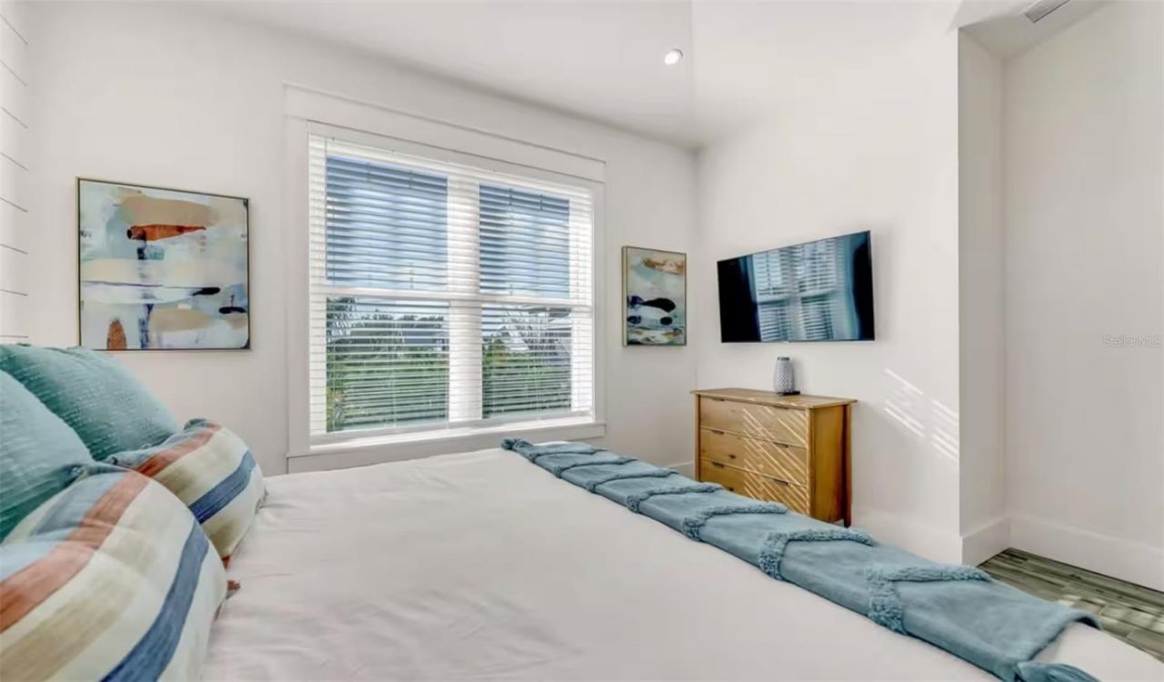 2210 Avenue A, Bradenton Beach, FL 34217 Photo