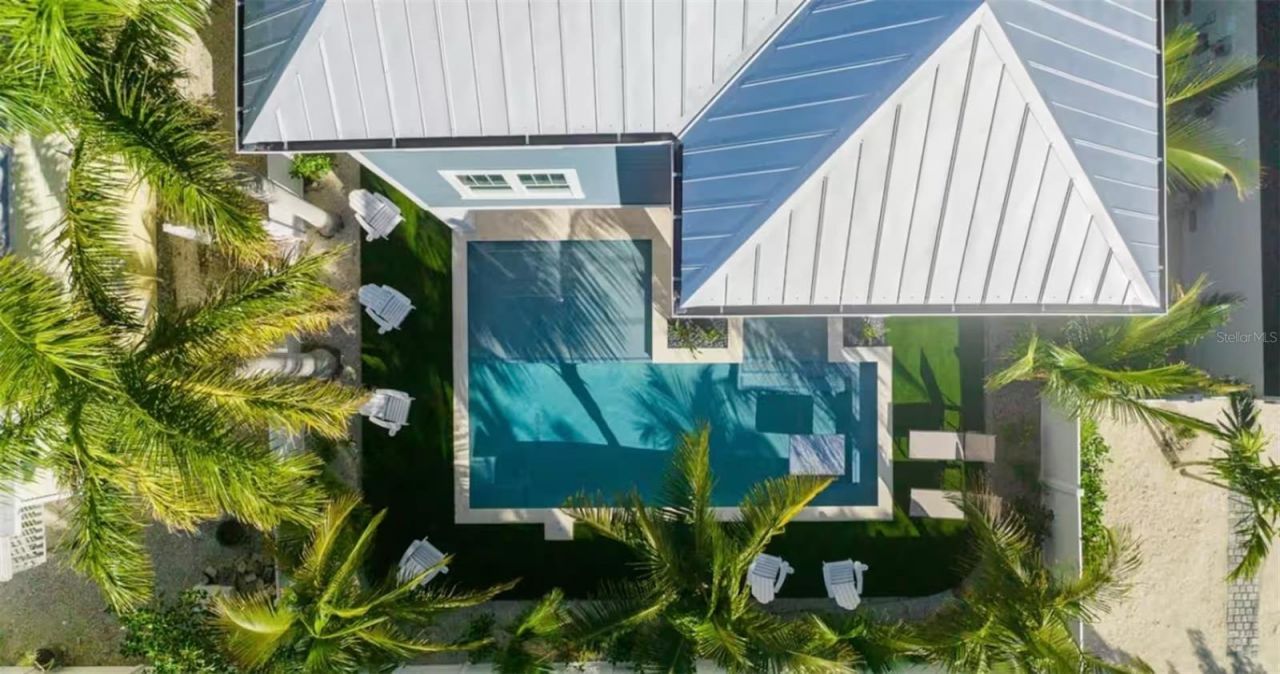 2210 Avenue A, Bradenton Beach, FL 34217 Photo