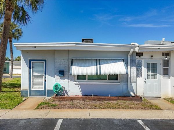 250 ROSERY ROAD NW, Unit 228, LARGO, FL 33770