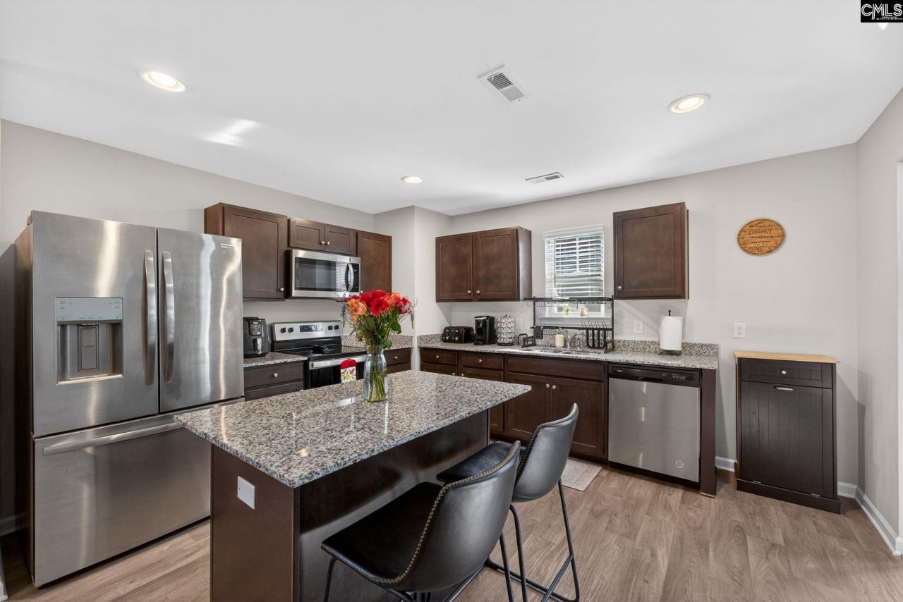 209 Carriagebrook Circle  Photo 14