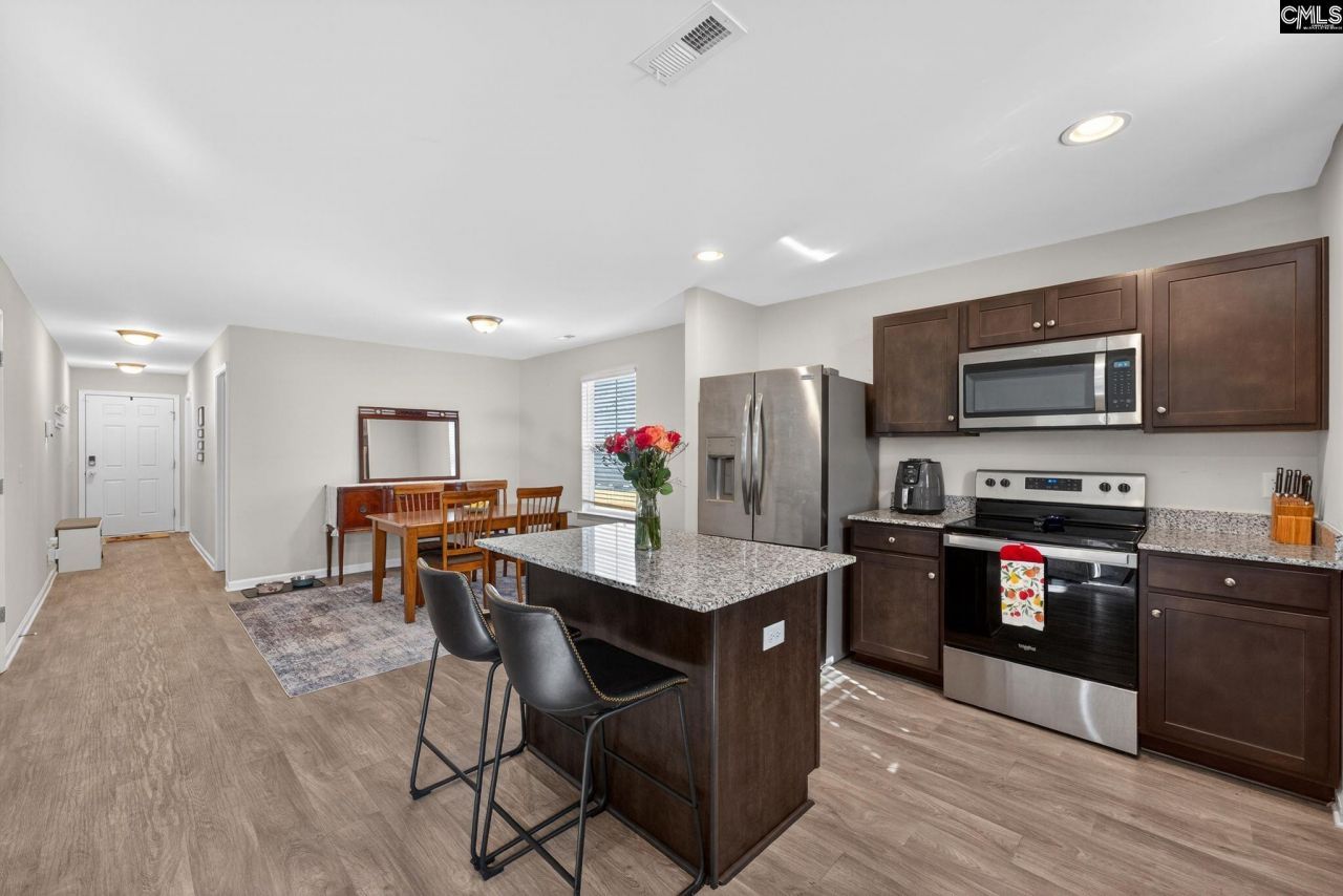 209 Carriagebrook Circle  Photo 16