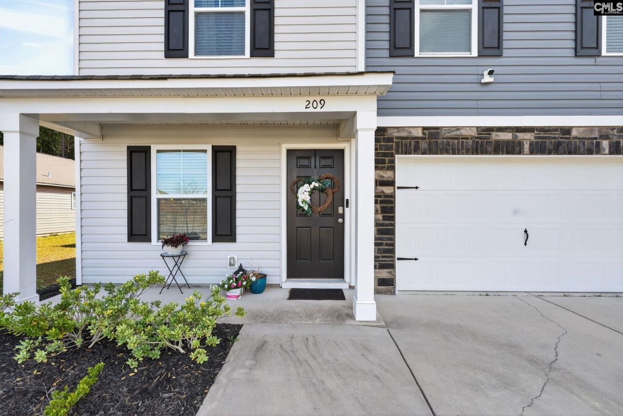 209 Carriagebrook Circle  Photo 6