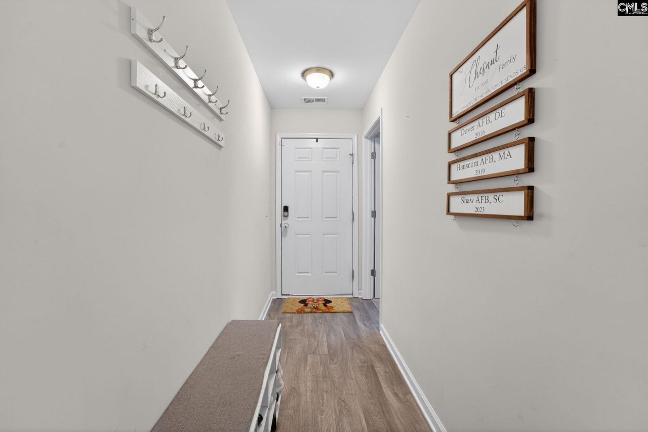 209 Carriagebrook Circle  Photo 8