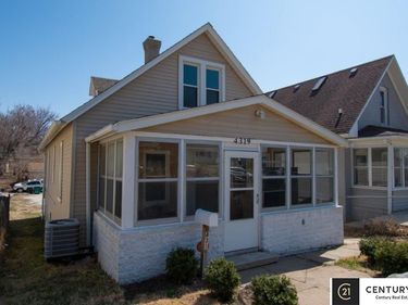 4319 S 27th Street, Omaha, NE 68107