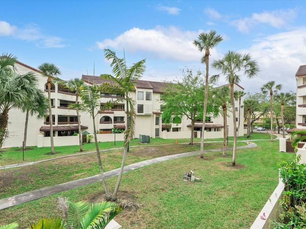 9020 SW 125th Avenue, Unit F-203, Miami, FL 33186