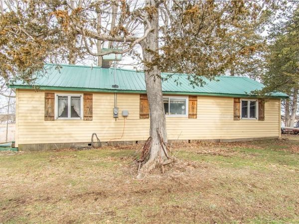 10621 Grandjean Road, Henderson, NY 13650