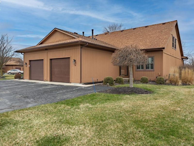 70 N Harbors End Drive, Port Clinton, OH 43452 Photo 1