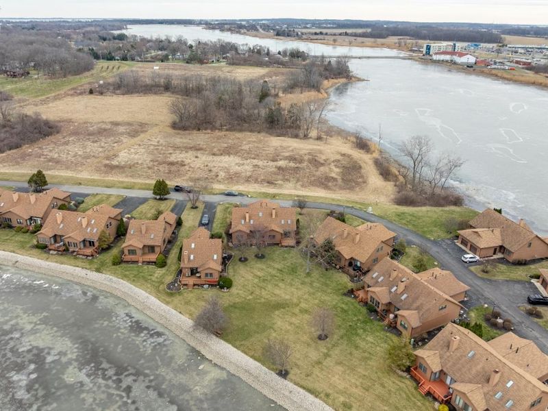 70 N Harbors End Drive, Port Clinton, OH 43452 Photo 57