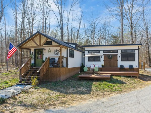 781 Burns Hill Road, Lobelville, TN 37097