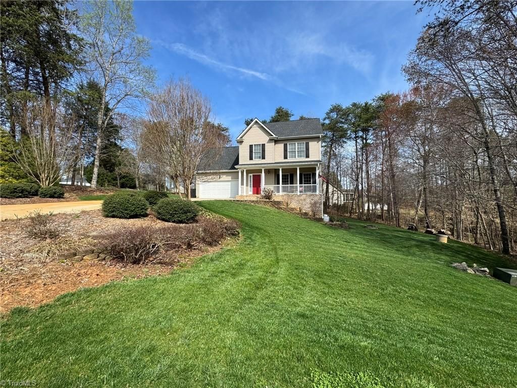 8706 M G Trail, Stokesdale, NC 27357 Main Photo