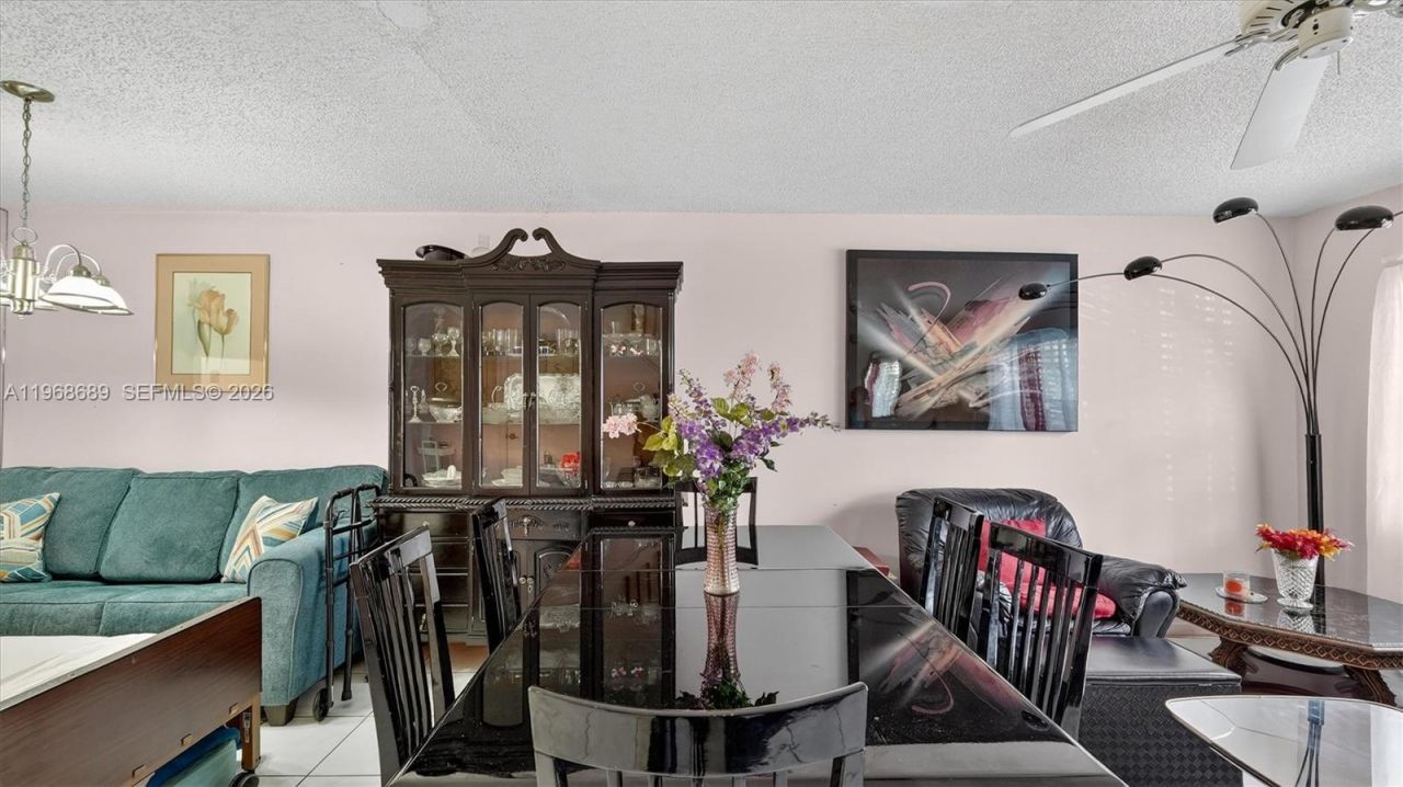 10413 NW 6th St , Pembroke Pines, FL 33026 Photo