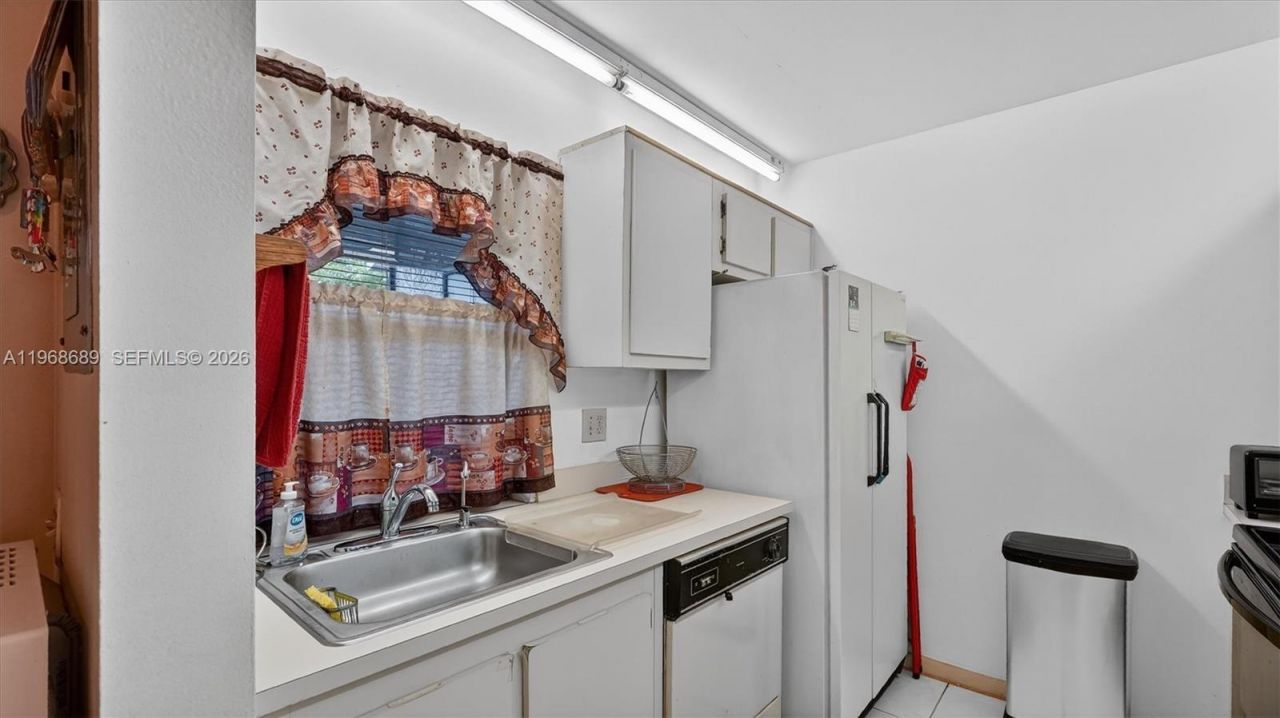 10413 NW 6th St , Pembroke Pines, FL 33026 Photo