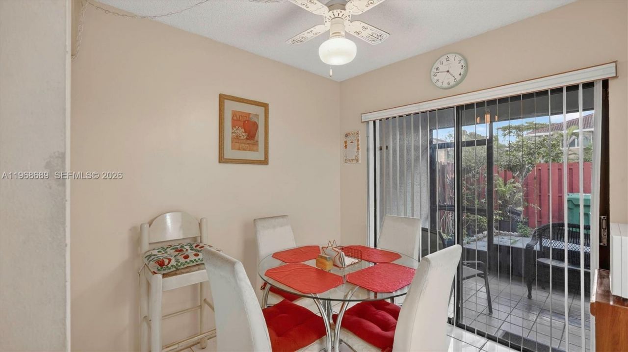 10413 NW 6th St , Pembroke Pines, FL 33026 Photo