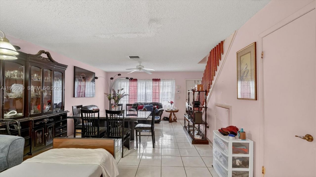 10413 NW 6th St , Pembroke Pines, FL 33026 Photo