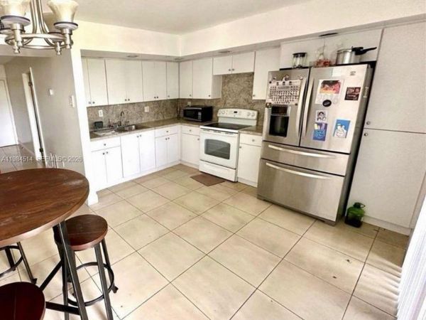 8650 SW 133rd Ave Rd, Unit 314, Miami, FL 33183