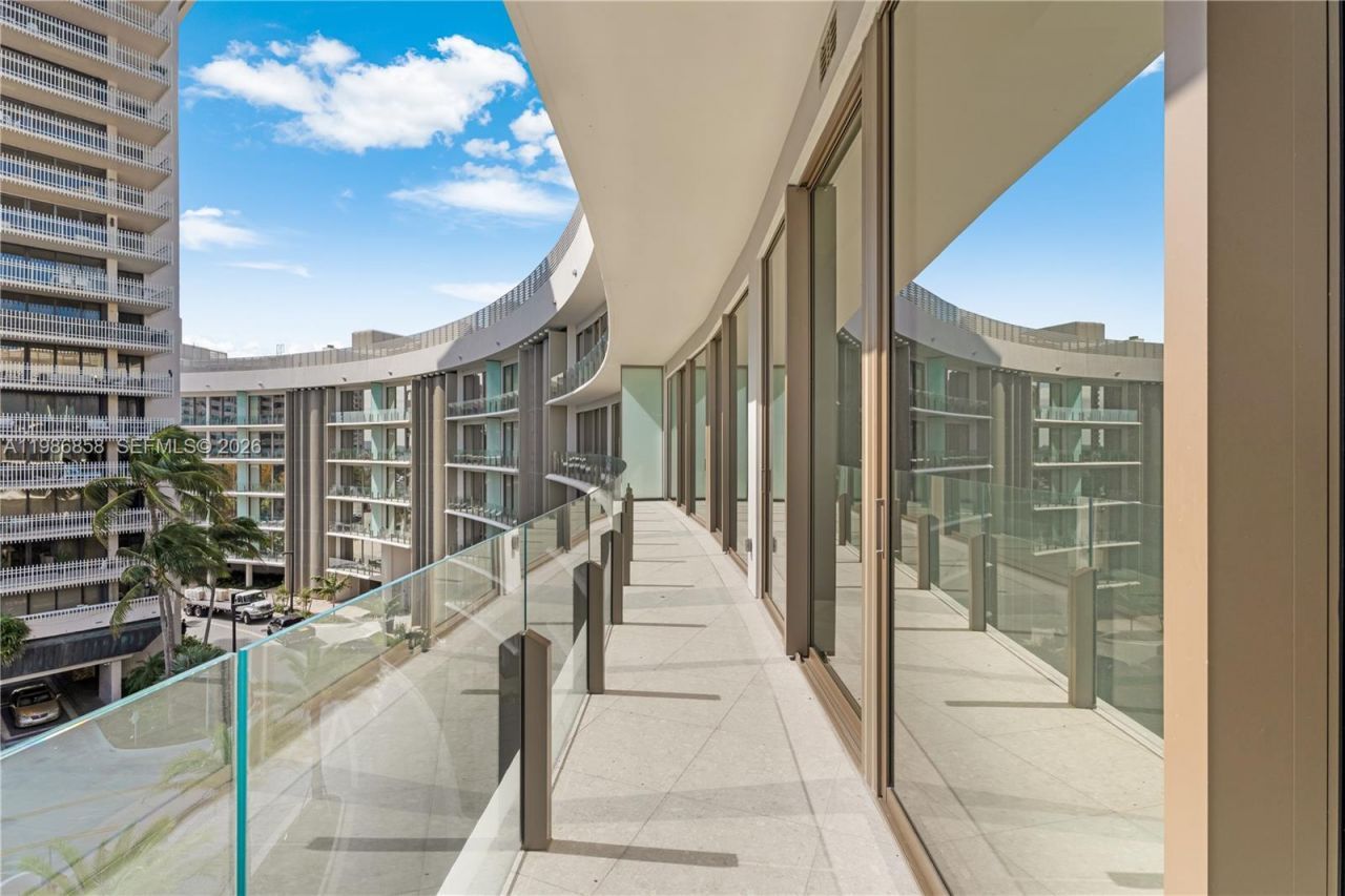 5 Grove Isle Dr, Unit L502, Coconut Grove, FL 33133 Photo