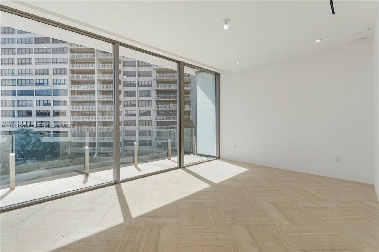 5 Grove Isle Dr, Unit L502, Coconut Grove, FL 33133 Photo