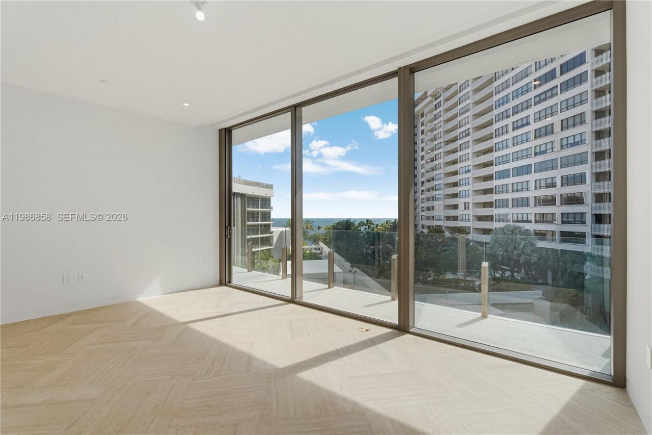 5 Grove Isle Dr, Unit L502, Coconut Grove, FL 33133 Photo