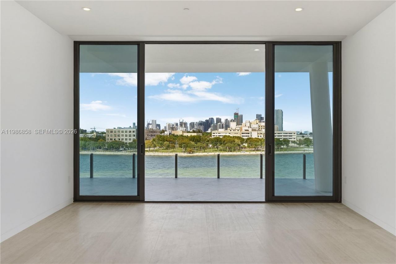 5 Grove Isle Dr, Unit L502, Coconut Grove, FL 33133 Photo
