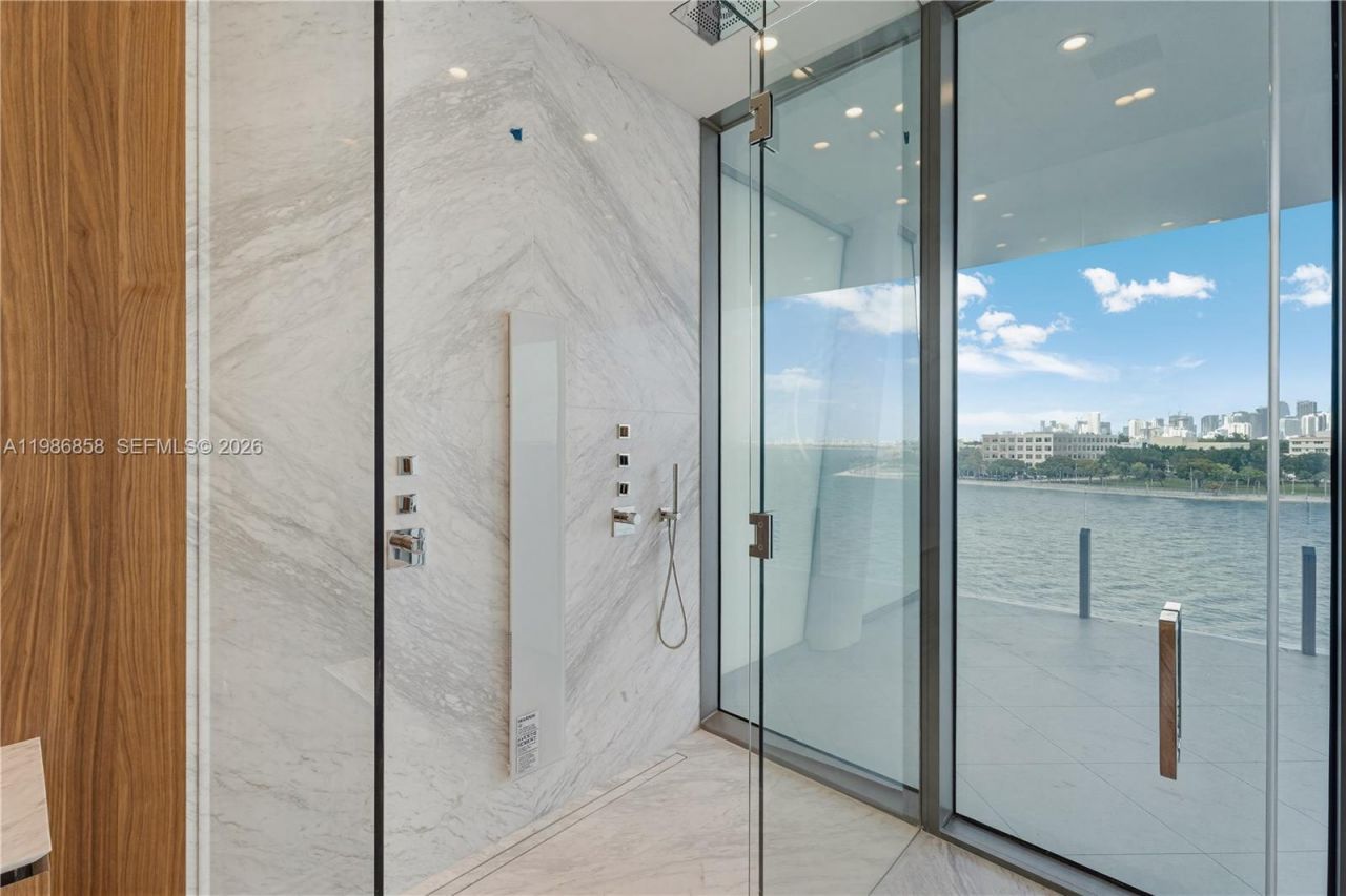 5 Grove Isle Dr, Unit L502, Coconut Grove, FL 33133 Photo