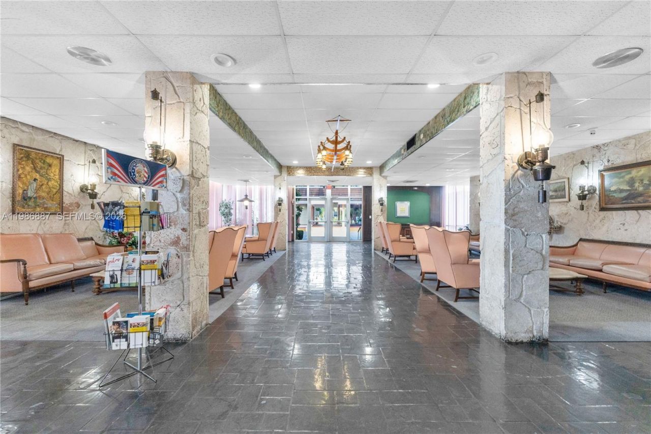 2999 Point East Dr, Unit C308, Aventura, FL 33160 Photo