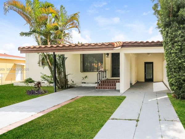 1078 NE 157th St , North Miami Beach, FL 33162