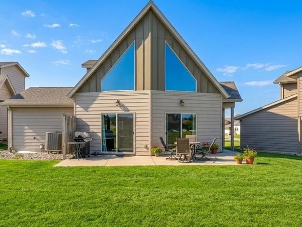 290 240th Avenue, Unit 281, Arnolds Park, IA 51331