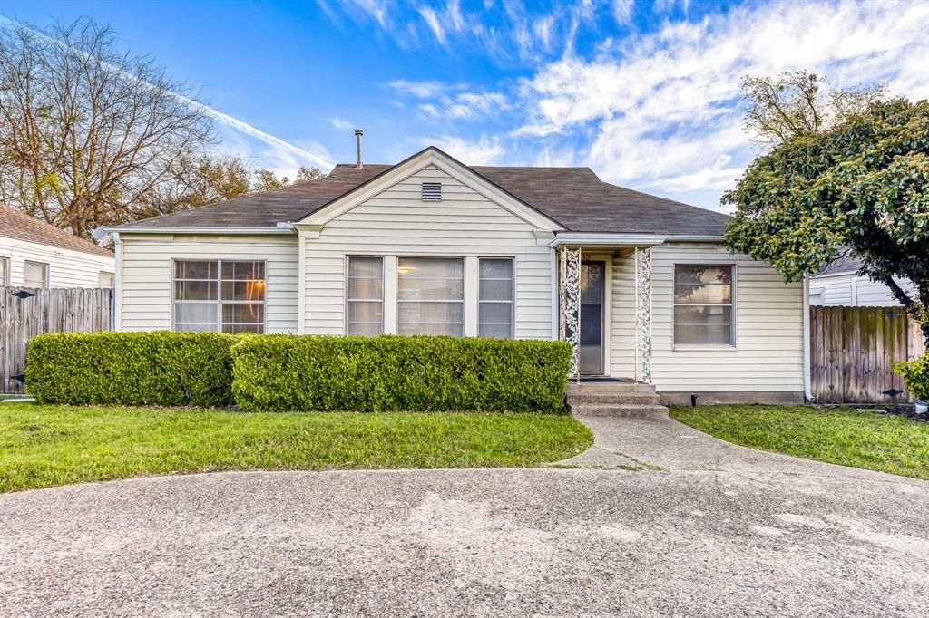 5833 E Mockingbird Lane, Dallas, TX 75206 Main Photo
