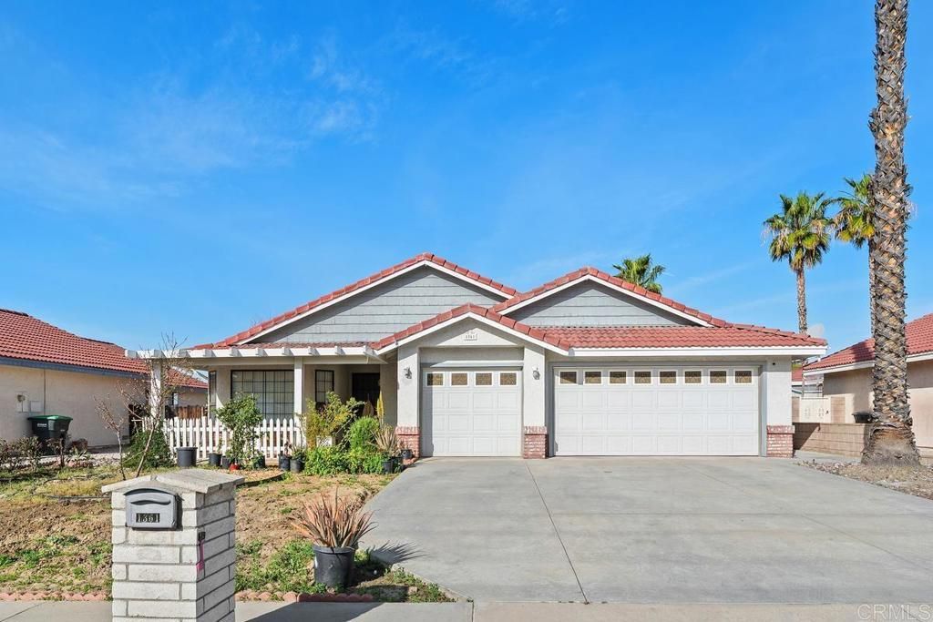 1361 S Palm Avenue Hemet, CA 92543