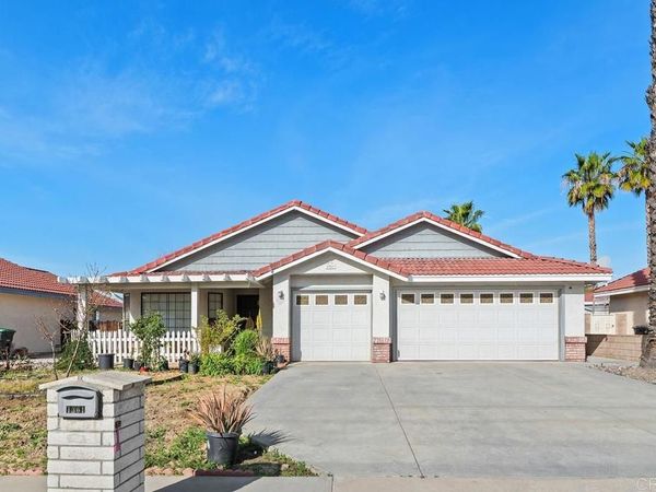 1361 S Palm Avenue, Hemet, CA 92543