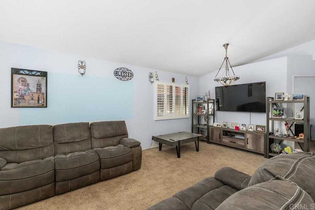 1361 S Palm Avenue, Hemet, CA 92543 Main Photo