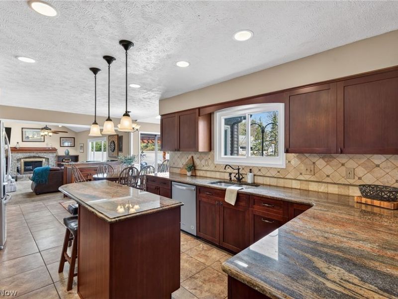 14357 Crystal Creek Drive, Strongsville, OH 44149 Photo 15