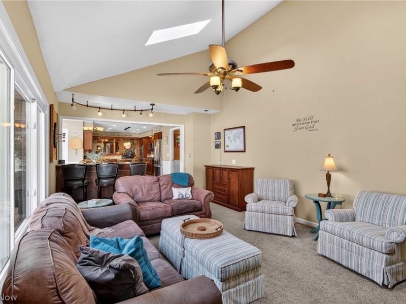 14357 Crystal Creek Drive, Strongsville, OH 44149 Photo 18