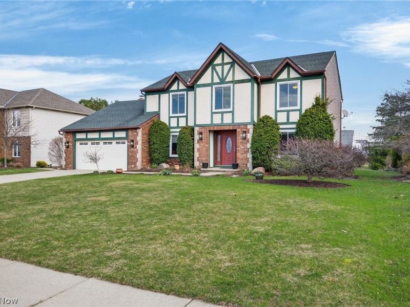 14357 Crystal Creek Drive, Strongsville, OH 44149 Photo 2