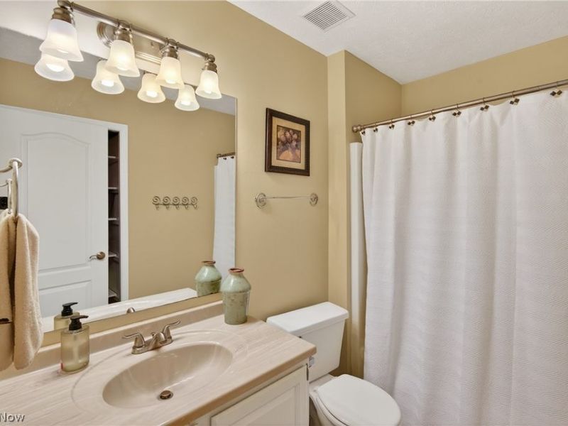 14357 Crystal Creek Drive, Strongsville, OH 44149 Photo 28