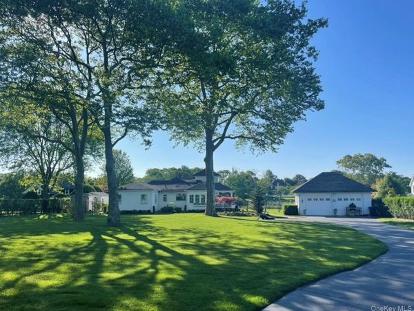 67 Lake Avenue, Center Moriches, NY 11934