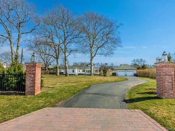 67 Lake Avenue, Center Moriches, NY 11934