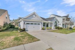 569 Pendleton Drive photo 4