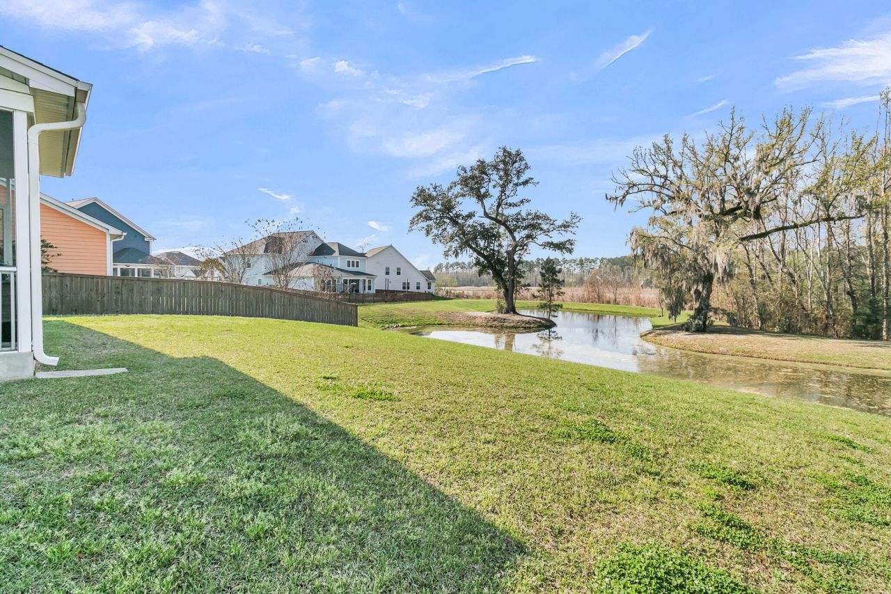 569 Pendleton Drive Photo 34