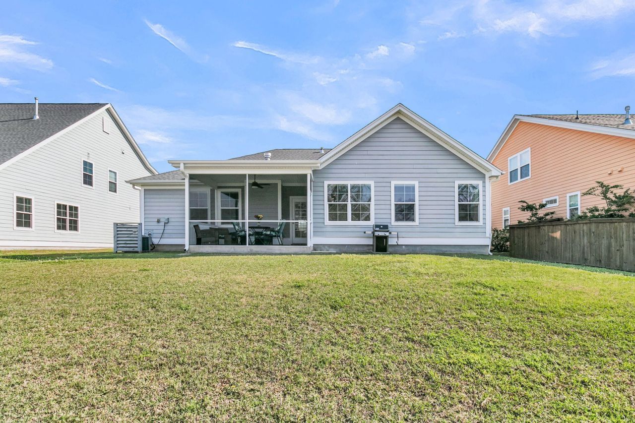 569 Pendleton Drive Photo 36