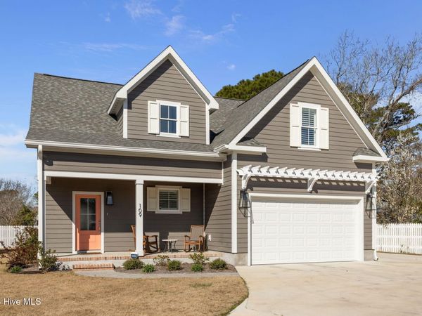 109 Live Oak Commons, Beaufort, NC 28516